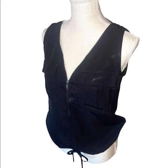 Trina Turk Black Sleeveless V Neck Zipper Top Size Small - Picture 9 of 14